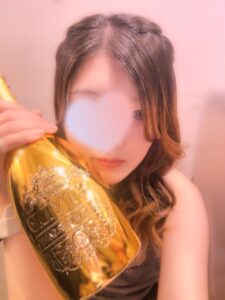 マコブログ こんばんは ₊˚⊹☆