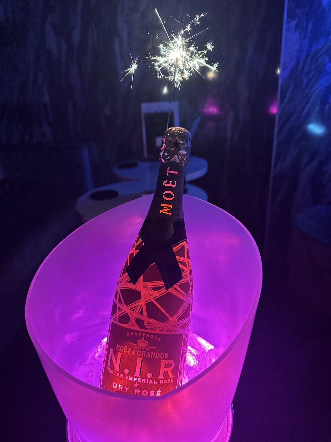 モモブログ しゅ(^｡^) - 新橋 セクキャバ おっパブ いちゃキャバ JSTYLE ジェイスタイル