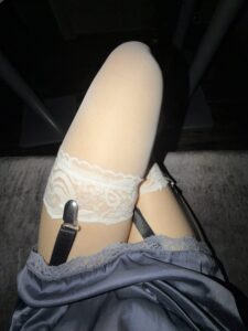 ミナブログ 出勤してます🖤